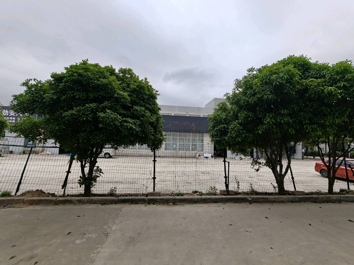 汽车内饰板生产厂房选址案例